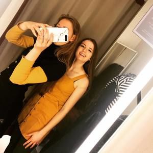 Meet your Posher, Emma